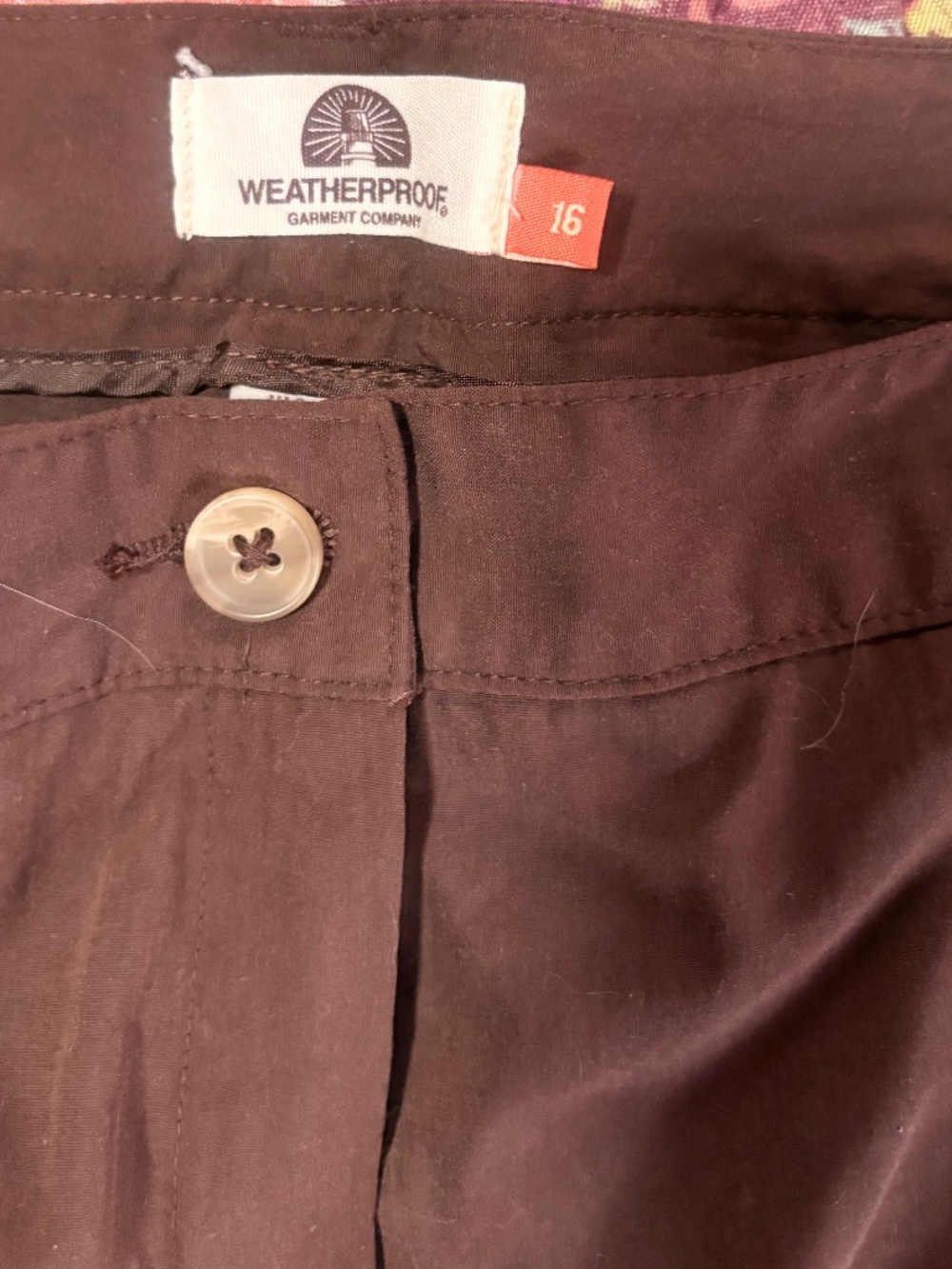 Weatherproof women’s outdoor activity shorts